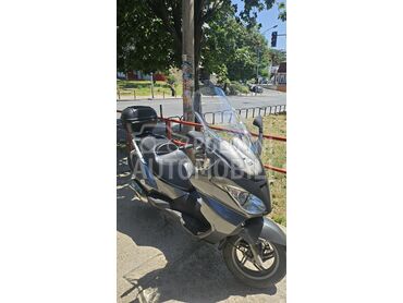 Aprilia Atlantic, 1.600 €, 2008. , 250 cm3, 450.000 km, 16kW (22 KS), Scooter, Beograd