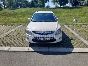 Hyundai i30 1,6 crd, 4.300 €, 2012. Karavan, Dizel | 1582 cm3, 288.000 km, 66kW (90 KS), Manuelni 6 brzina, 4/5 vrata, 5 sedišta, Novi Beograd