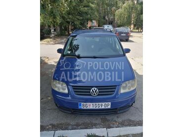 Volkswagen Touran 1.9, 2.900 €, 2004. Monovolumen (MiniVan), Dizel | 1896 cm3, 300.000 km, 74kW (101 KS), Manuelni 6 brzina, 4/5 vrata, 5 sedišta, Mladenovac