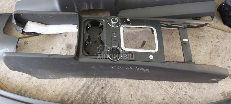 Srednja konzola naslon za ruku za Volkswagen Touareg od 2003. do 2006. god.