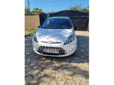 Ford Fiesta hdi, 2.350 €, 2010. Hečbek, Dizel | 1400 cm3, 200.000 km, 50kW (68 KS), Manuelni 5 brzina, 2/3 vrata, 5 sedišta, Beograd