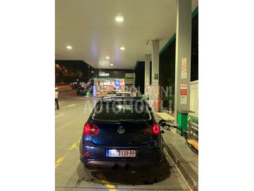 Volkswagen Golf 5 (može zamena), 5.000 €, 2006. Hečbek, Dizel | 1896 cm3, 304.000 km, 77kW (105 KS), Manuelni 6 brzina, 4/5 vrata, 5 sedišta, Beograd