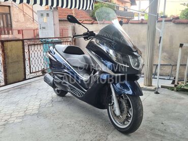 Piaggio X10, 1.600 €, 2013. , 125 cm3, 28.000 km, 11kW (15 KS), Scooter, Leskovac