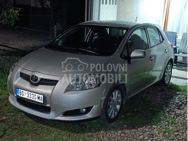 Toyota Auris 2.0 diz,D4D (može zamena), 4.800 €, 2008. Limuzina, Dizel | 2000 cm3, 312.000 km, 96kW (131 KS), Manuelni 6 brzina, 4/5 vrata, 5 sedišta, Beograd