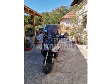 Piaggio X9, 950 €, 2008. , 125 cm3, 18.660 km, 11kW (15 KS), Scooter, Jagodina