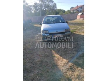 Renault Clio, Po dogovoru, 1991. Limuzina, Benzin | 1400 cm3, 200.000 km, 59kW (80 KS), Manuelni 5 brzina, 4/5 vrata, 5 sedišta, Mladenovac