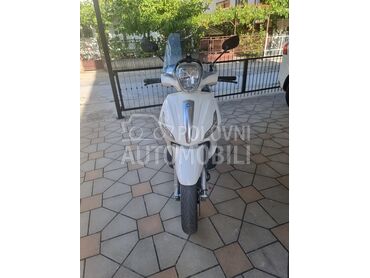 Piaggio Beverly, 3.400 €, 2012. , 350 cm3, 25.400 km, 25kW (34 KS), Scooter, Vranje