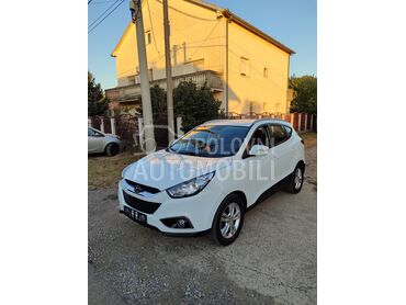 Hyundai ix35 1.7 crdi, 5.850 €, 2010. Džip/SUV, Dizel | 1685 cm3, 187.000 km, 85kW (116 KS), Manuelni 6 brzina, 4/5 vrata, 5 sedišta, Zemun