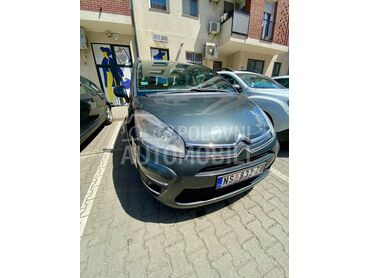Citroen C4 Grand Picasso 1.6 hdi, 3.500 €, 2012. Monovolumen (MiniVan), Dizel | 1560 cm3, 260.000 km, 82kW (111 KS), Manuelni 6 brzina, 4/5 vrata, 7 sedišta, Novi Sad