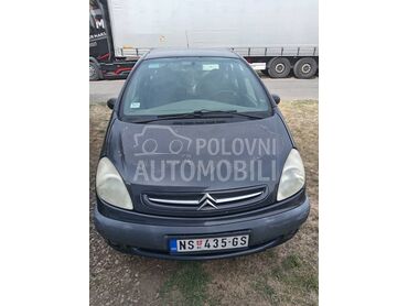 Citroen Xsara Picasso 1.9, 1.200 €, 2001. Monovolumen (MiniVan), Dizel | 1997 cm3, 357.000 km, 66kW (90 KS), Manuelni 5 brzina, 4/5 vrata, 5 sedišta, Temerin