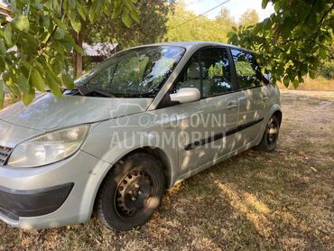 Renault Scenic 1.5 dci, 860 €, 2003. Monovolumen (MiniVan), Dizel | 1461 cm3, 272.301 km, 60kW (82 KS), Manuelni 5 brzina, 4/5 vrata, 5 sedišta, Ralja