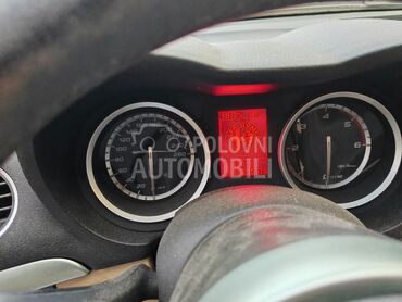 Alfa Romeo 159 jtdm, Po dogovoru, 2009. Limuzina, Dizel | 1956 cm3, 215.000 km, 125kW (170 KS), Manuelni 6 brzina, 4/5 vrata, 5 sedišta, Beograd