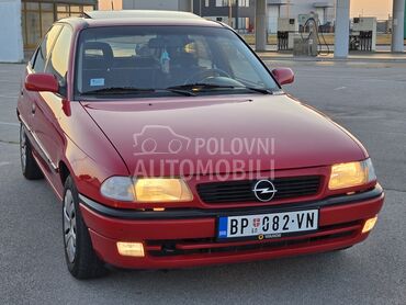Opel Astra F, 2.100 €, 1996. Hečbek, Benzin | 1590 cm3, 186.000 km, 55kW (75 KS), Manuelni 5 brzina, 4/5 vrata, 5 sedišta, Subotica