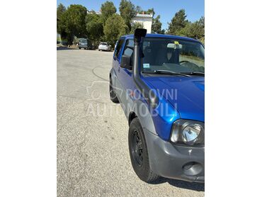 Suzuki Jimny Suzuki Jimny, 6.950 €, 2005. Džip/SUV, Dizel | 1500 cm3, 161.000 km, 48kW (65 KS), Manuelni 5 brzina, 2/3 vrata, 5 sedišta, Ćuprija