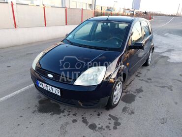 Ford Fiesta 5vr. kli ma FELNE (može zamena), 999 €, 2004. Hečbek, Dizel | 1399 cm3, 200.000 km, 50kW (68 KS), Manuelni 5 brzina, 4/5 vrata, 5 sedišta, Niš