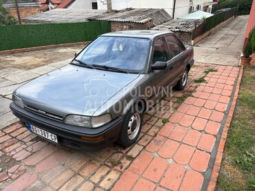 Toyota Corolla 1.3 SEDAN EXT, 1.000 €, 1990. Limuzina, Benzin | 1296 cm3, 178.000 km, 53kW (72 KS), Manuelni 5 brzina, 4/5 vrata, 5 sedišta, Beograd