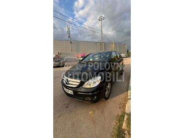 Mercedes Benz B 200, 4.500 €, 2011. Limuzina, Dizel | 1991 cm3, 253.000 km, 80kW (109 KS), Manuelni 6 brzina, 4/5 vrata, 5 sedišta, Niš