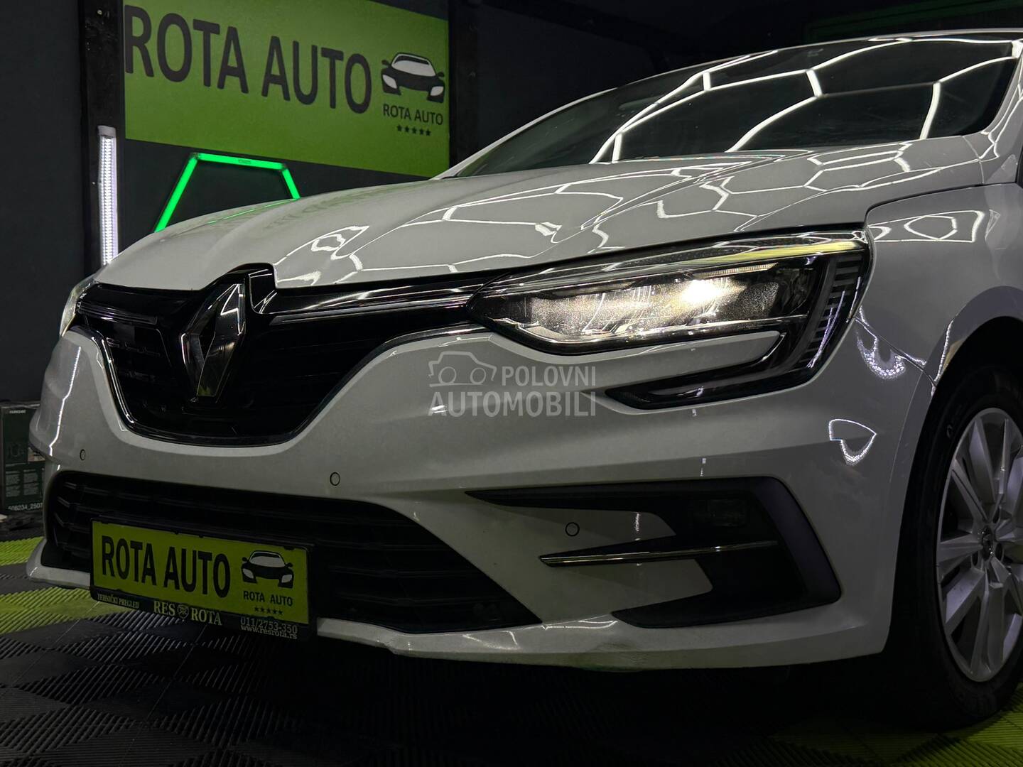 Renault Megane 1.5DCI (можно заменить)