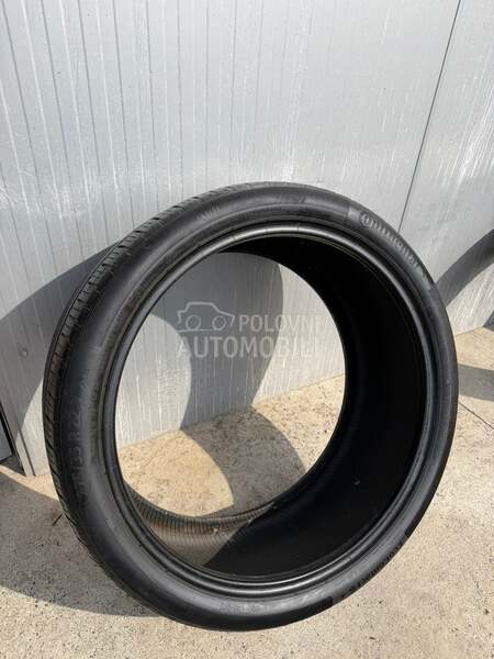 Continental 275/35 R22 Letnja