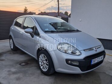 Fiat EVO, 3.750 €, 2011. Hečbek, Benzin + Gas (TNG) | 1368 cm3, 187.000 km, 57kW (77 KS), Manuelni 5 brzina, 4/5 vrata, 5 sedišta, Subotica