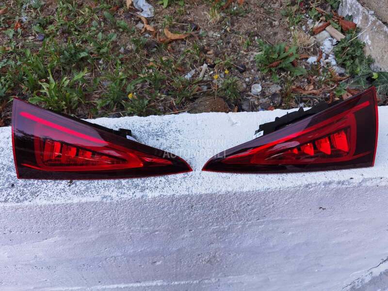 stop lampe na gepek vratima za Mercedes Benz GLE 250, GLE 300, GLE 350 ... od 2019. do 2026. god.