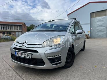 Citroen C4 Grand Picasso C4 Grand Picasso, 3.800 €, 2011. Monovolumen (MiniVan), Dizel | 1560 cm3, 209.000 km, 82kW (111 KS), Manuelni 6 brzina, 4/5 vrata, 7 sedišta, Palilula