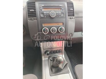 Nissan Pathfinder 2.5dci, 8.500 €, 2010. Džip/SUV, Dizel | 2488 cm3, 160.000 km, 140kW (190 KS), Manuelni 6 brzina, 4/5 vrata, 7 sedišta, Novi Pazar