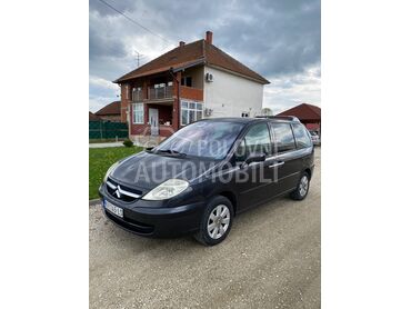 Citroen C8, 4.200 €, 2006. Monovolumen (MiniVan), Dizel | 1997 cm3, 196.000 km, 100kW (136 KS), Manuelni 6 brzina, 4/5 vrata, 5 sedišta, Kraljevo