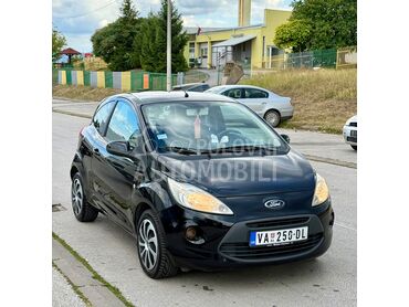 Ford Ka, 3.590 €, 2009. Hečbek, Benzin | 1242 cm3, 175.000 km, 51kW (69 KS), Manuelni 5 brzina, 2/3 vrata, 4 sedišta, Valjevo