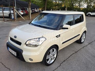 Kia Soul 1,6Crdi Urban (može zamena), 4.800 €, 2009. Hečbek, Dizel | 1584 cm3, 221.000 km, 94kW (128 KS), Manuelni 5 brzina, 4/5 vrata, 5 sedišta, Vrbas