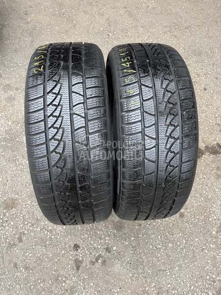 Petlas 215/45 R18 Zimska