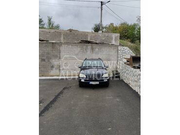 Mercedes Benz ML 270, 4.200 €, 2003. Džip/SUV, Dizel | 2685 cm3, 111.000 km, 120kW (163 KS), Manuelni 6 brzina, 4/5 vrata, 5 sedišta, Lučani (Varošica)