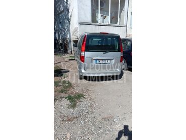 Mercedes Benz Vaneo (može zamena), 1.500 €, 2005. Monovolumen (MiniVan), Dizel | 1700 cm3, 282.420 km, 67kW (91 KS), Manuelni 5 brzina, 4/5 vrata, 5 sedišta, Sremska Mitrovica