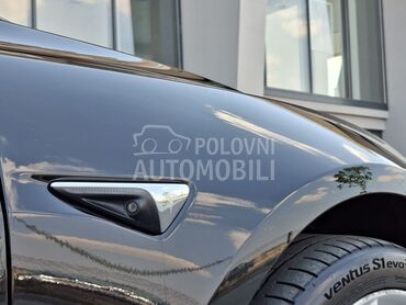 Tesla Model 3, 21.000 €, 2019. Limuzina, Električni pogon, 204.000 km, 377kW (513 KS), Automatski / poluautomatski, 4/5 vrata, 5 sedišta, Kragujevac