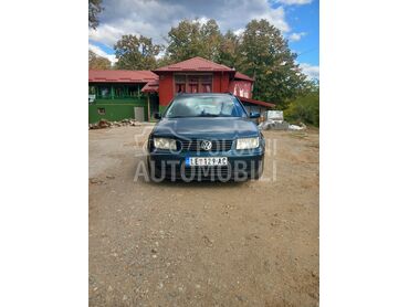 Volkswagen Bora tdi, 1.650 €, 2002. Karavan, Dizel | 1896 cm3, 396.000 km, 85kW (116 KS), Manuelni 6 brzina, 4/5 vrata, 5 sedišta, Vlasotince