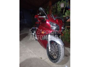 Yamaha FJR (može zamena), 3.200 €, 2002. , 1298 cm3, 92.000 km, 108kW (147 KS), Touring, Osanica