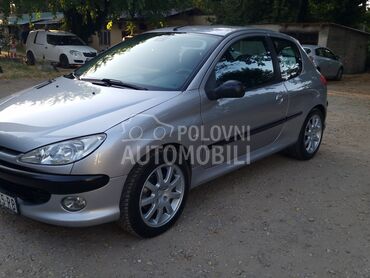 Peugeot 206 2.0 GTI, 1.999 €, 2002. Hečbek, Benzin + Gas (TNG) | 1997 cm3, 235.000 km, 100kW (136 KS), Manuelni 5 brzina, 2/3 vrata, 5 sedišta, Novi Sad