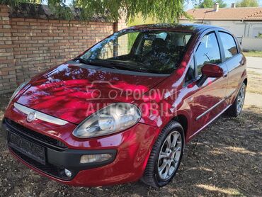 Fiat EVO 1,4, 3.299 €, 2010. Hečbek, Benzin | 1368 cm3, 260.000 km, 57kW (77 KS), Manuelni 5 brzina, 4/5 vrata, 5 sedišta, Zrenjanin