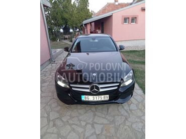 Mercedes Benz C 200, 12.950 €, 2014. Limuzina, Dizel | 1598 cm3, 212.000 km, 100kW (136 KS), Manuelni 6 brzina, 4/5 vrata, 5 sedišta, Beograd