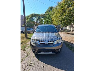 Fiat Freemont, 5.500 €, 2011. Džip/SUV, Dizel | 1956 cm3, 207.000 km, 103kW (140 KS), Manuelni 6 brzina, 4/5 vrata, 7 sedišta, Zrenjanin