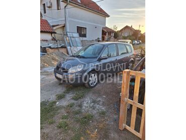 Renault Scenic 1.9dci, 750 €, 2006. Limuzina, Dizel | 1900 cm3, 200.000 km, 88kW (120 KS), Manuelni 6 brzina, 4/5 vrata, 5 sedišta, Borča