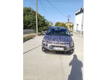 Citroen C4 Picasso, 7.999 €, 2017. Monovolumen (MiniVan), Dizel | 1560 cm3, 193.000 km, 88kW (120 KS), Automatski / poluautomatski, 4/5 vrata, 5 sedišta, Bečej