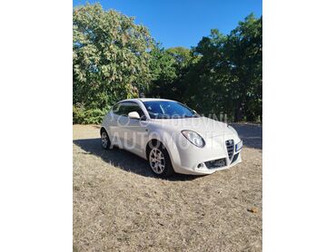 Alfa Romeo MiTo 1,4, 3.600 €, 2009. Hečbek, Benzin | 1368 cm3, 188.350 km, 70kW (95 KS), Manuelni 6 brzina, 2/3 vrata, 4 sedišta, Beograd
