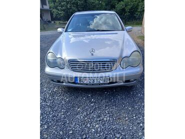 Mercedes Benz C 200 1.8, 2.800 €, 2002. Limuzina, Benzin | 1796 cm3, 221.000 km, 120kW (163 KS), Manuelni 6 brzina, 4/5 vrata, 5 sedišta, Obrenovac