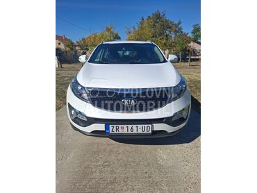 Kia Sportage 1.7 CRDI EX MT 2WD, 10.200 €, 2015. Džip/SUV, Dizel | 1685 cm3, 190.611 km, 85kW (116 KS), Manuelni 6 brzina, 4/5 vrata, 5 sedišta, Lazarevo