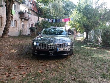Alfa Romeo 159 (može zamena), 2.000 €, 2008. Karavan, Dizel | 1910 cm3, 272.000 km, 110kW (150 KS), Manuelni 6 brzina, 4/5 vrata, 5 sedišta, Zvezdara