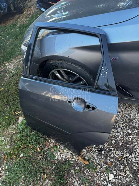Vrata zadnja leva hecbeg za Ford Focus od 1999. do 2004. god.