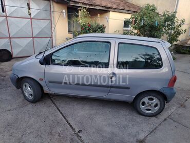 Renault Twingo 1.2, 600 €, 1997. Hečbek, Benzin | 1149 cm3, 175.000 km, 43kW (58 KS), Manuelni 5 brzina, 2/3 vrata, 4 sedišta, Lazarevo