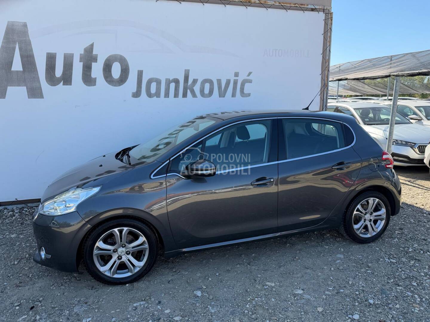 Peugeot 208 A U T O M A T I K