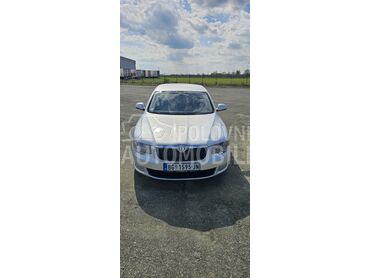 Škoda Superb 2.0 TDI, Po dogovoru, 2012. Limuzina, Dizel | 1968 cm3, 240.000 km, 103kW (140 KS), Manuelni 6 brzina, 4/5 vrata, 5 sedišta, Beograd